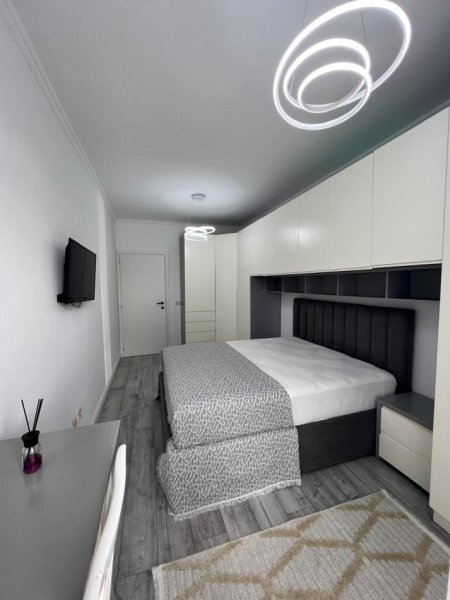Tirane, shitet apartament 2+1 Kati 7, 85 m² 130.000 € (Astir)