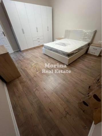 Tirane, jepet me qera apartament 1+1 Kati 1, 70 m² 350 € (Rruga 5 Maji)