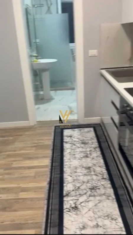 Tirane, jepet me qera 1+1+Ballkon Kati 9, 50 m² 500 € (5 MAJI)