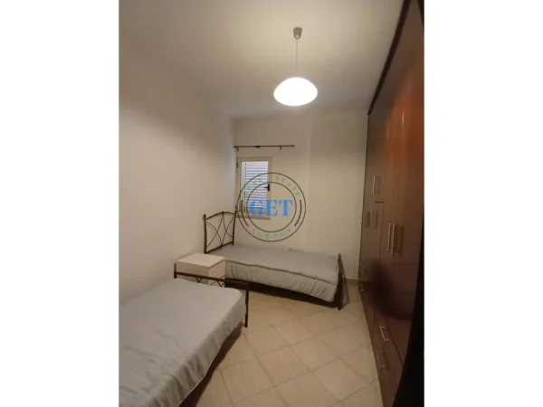 Durres, jepet me qera apartament 2+1+Ballkon Kati 6, 100 m² 450 € (KAZAZI,DURRES)