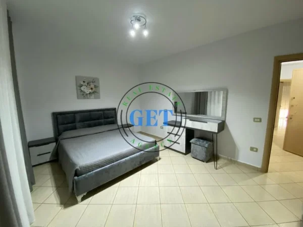 Durres, jepet me qera apartament 2+1+Ballkon Kati 4, 90 m² 450 € (PLAZH ILIRIA,DURRES)