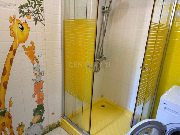 Durres, shitet shtepi 3+1+Ballkon Kati 2, 152 m² 95.000 € (Lagja 7)