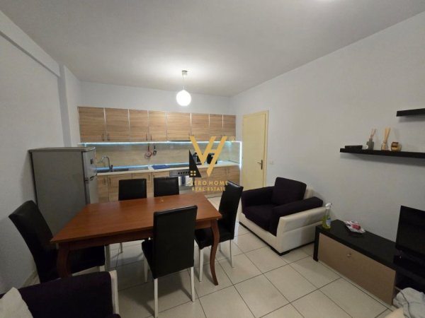 Tirane, jepet me qera apartament 1+1+Ballkon Kati 1, 70 m² 400 € (ASTIR)