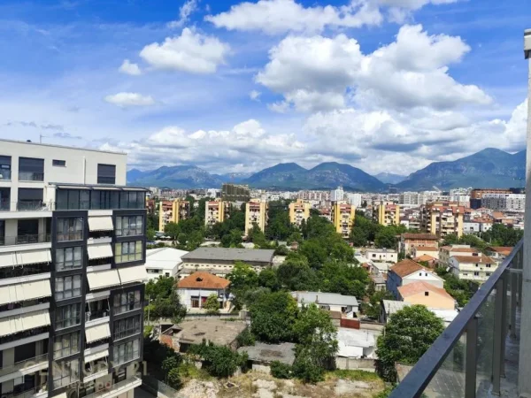 Tirane, shitet apartament duplex Dublex Kati 8, 196 m² 371.000 € (rruga Ndre Mjeda , rezidenca ALBA)