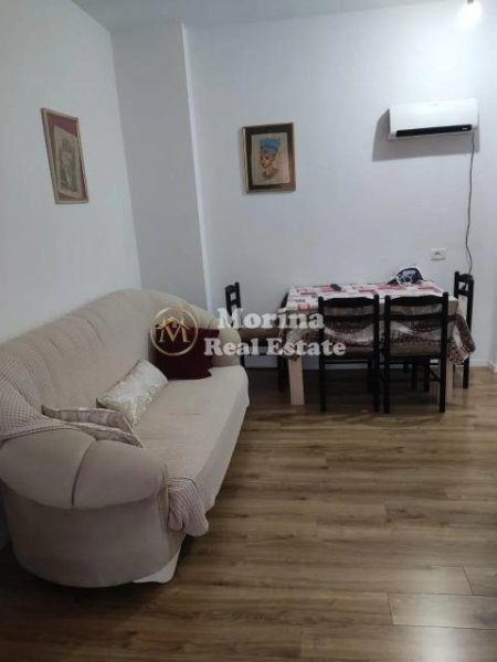 Tirane, jepet me qera shtepi 1+1 Kati 3, 60 m² 350 € (Porcelan)