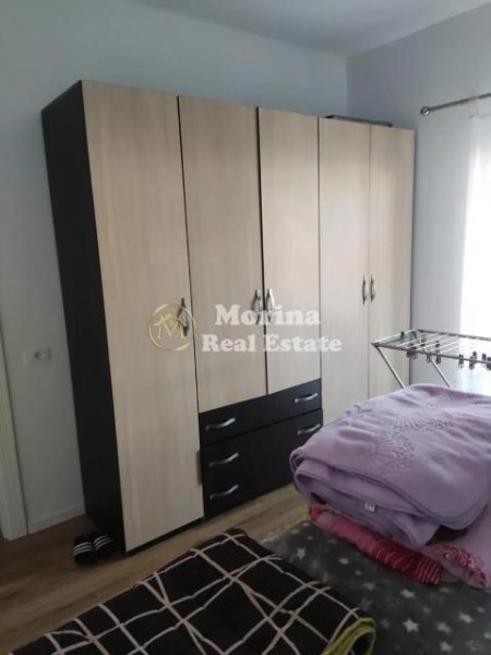 Tirane, jepet me qera shtepi 1+1 Kati 3, 60 m² 350 € (Porcelan)