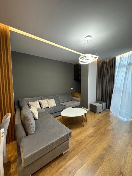 Tirane, jepet me qera apartament 1+1 Kati 3, 65 m² 500 € (Astir)