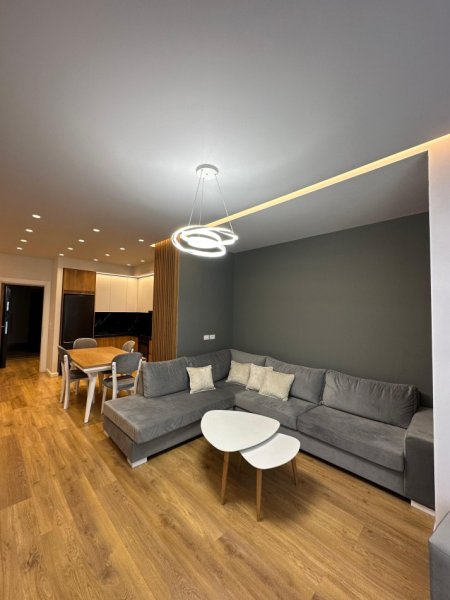 Tirane, jepet me qera apartament 1+1 Kati 3, 65 m² 500 € (Astir)