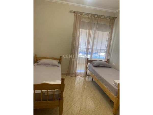 Tirane, shitet 2+1+Ballkon Kati 4, 115 m²