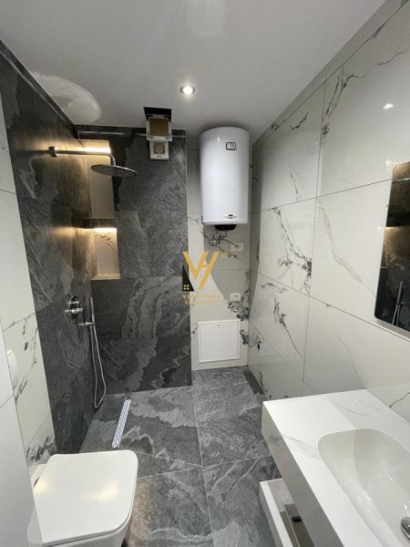 Tirane, shitet apartament 1+1+Ballkon Kati 6, 49 m² 98.000 € (5 MAJI)