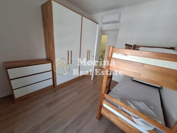 Tirane, jepet me qera apartament 2+1+Ballkon Kati 7, 155 m² 900 € (Oxhaku / Rezidenca Erli)