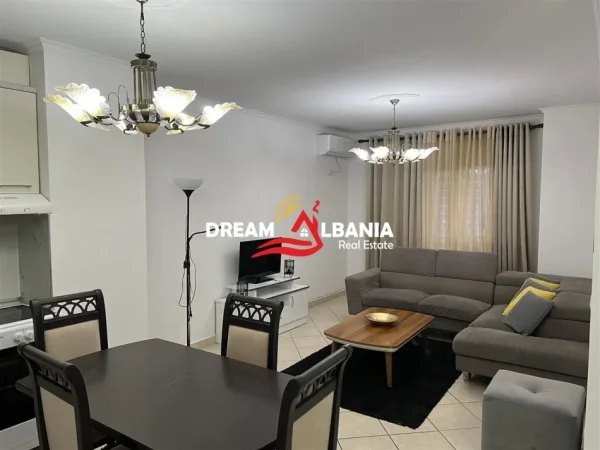 Tirane, jepet me qera apartament 2+1+Ballkon Kati 4, 86 m² 600 € (Tek Komuna e Parisit - ID 42215239)