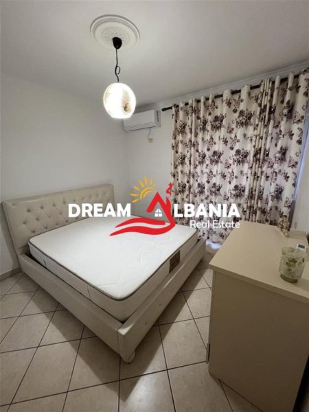Tirane, jepet me qera apartament 2+1+Ballkon Kati 4, 86 m² 600 € (Tek Komuna e Parisit - ID 42215239)