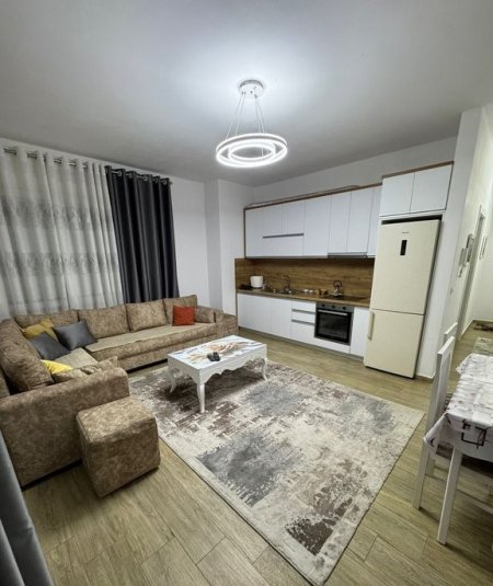 Tirane, shitet apartament 1+1+Ballkon Kati 5, 76 m² 135.000 € (Don Bosco)