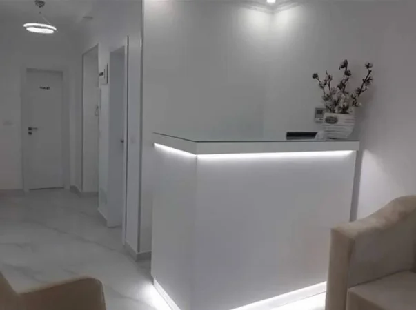 Tirane, jepet me qera dyqan Kati 2, 504 m² 1.100 € (Rruga “Dibrës”)