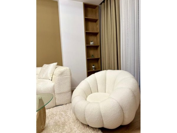 Tirane, shitet apartament 1+1+Ballkon Kati 0, 85 m² 157.000 € (Bulevardi i Majlindave)