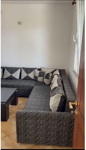 Tirane, jepet me qera apartament 2+1 Kati 2, 85 m² 350 € ( JEPET ME QERA SUPER HYRJA 2+1 NË DON BOSKO!)