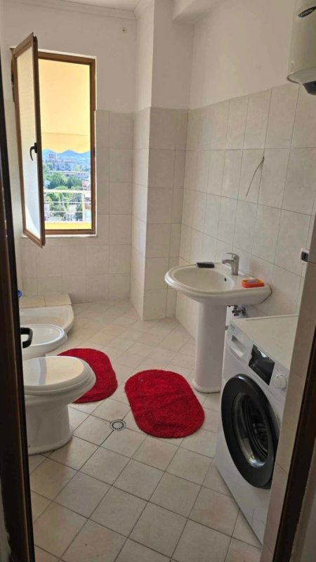 Tirane, jepet me qera apartament 2+1+Ballkon Kati 5, 85 m² 500 € (Misto Mame, Kompleksi Derveni)