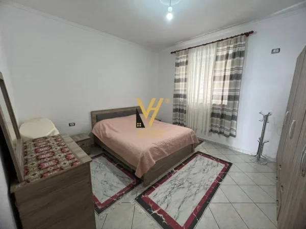 Tirane, jepet me qera apartament 2+1+Ballkon Kati 1, 134 m² 400 € (SHKOZE)