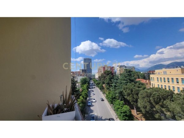 Tirane, jepet me qera apartament 3+1 Kati 5, 160 m² 1.000 € (RRUGA E ELBASANIT!)