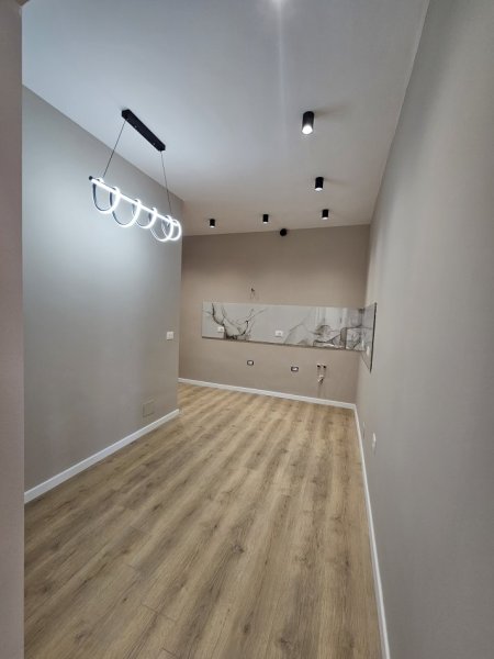 Tirane, shitet apartament 2+1+Aneks+Ballkon Kati 4, 79 m² 195.000 € (Hoxhë Vokrri)
