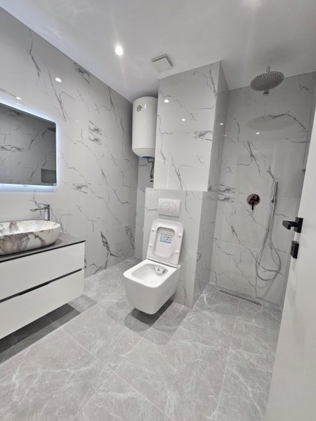 Tirane, shitet apartament 2+1+Aneks+Ballkon Kati 4, 79 m² 195.000 € (Hoxhë Vokrri)