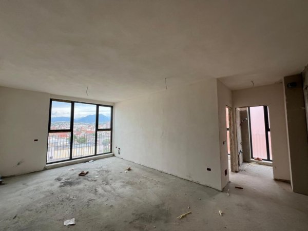 Tirane, shitet apartament 1+1 Kati 6, 78 m² 137.000 € (SHITET SUPER APARTAMENT 1+1 TEK SIRI KODRA MBRAPA RESTORANT DURRESIT.)