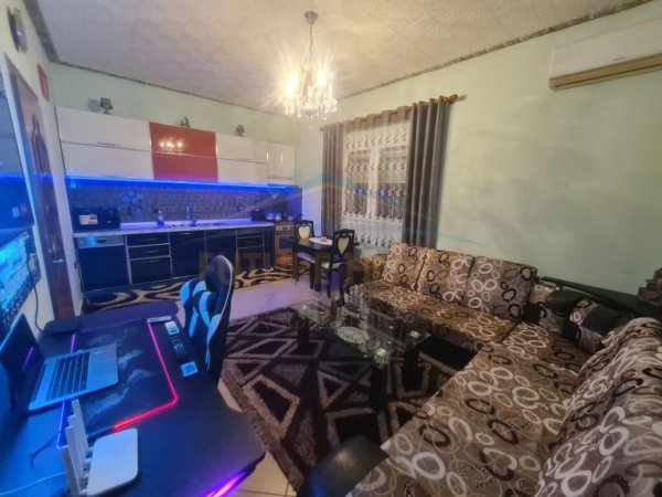 Durres, shitet shtepi 2+1 Kati 0, 96 m² 125.000 € 