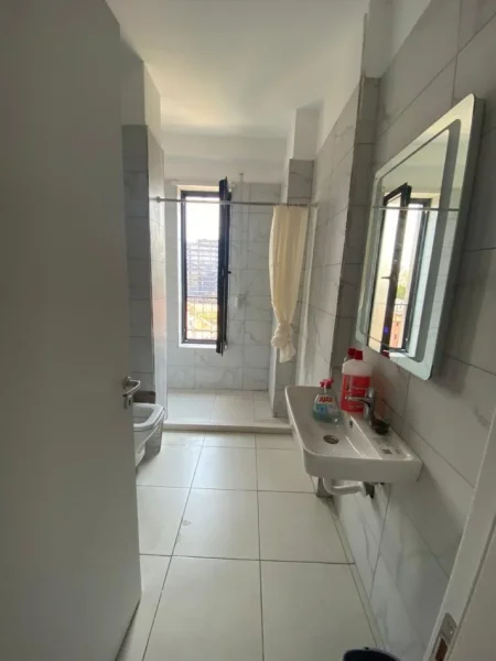 Tirane, jepet me qera apartament 2+1 Kati 6, 90 m² 600 € (Sacioni Trenit ,Lura)