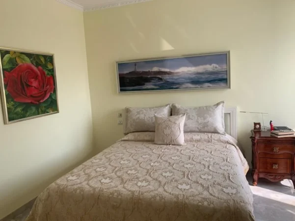 Tirane, jepet me qera apartament 2+1 Kati 6, 80 m² 530 € (Ish parku)