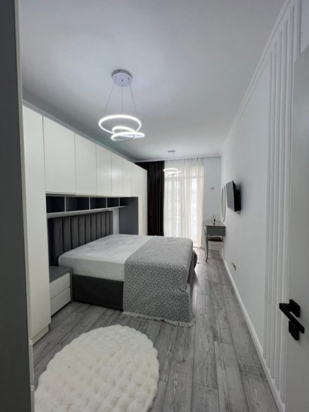 Tirane, shitet apartament 2+1+Ballkon Kati 7, 86 m² (Astir)