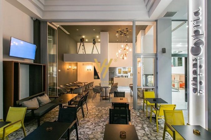 Tirane, shitet dyqan Kati 0, 148 m² 500.000 € (KOMUNA E PARISIT)