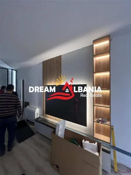 Tirane, shitet apartament 2+1+Ballkon Kati 2, 93 m² 130.000 € (Ne kompleksin Univers City - ID 41211906)