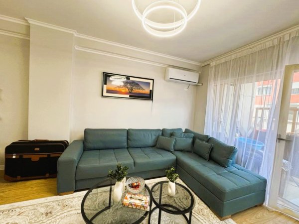 Tirane, shitet apartament 1+1+Ballkon Kati 6, 74 m² 128.000 € (ASTIR)