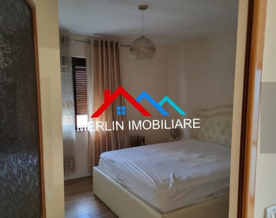 Tirane, jepet me qera apartament 2+1+Ballkon Kati 6, 130 m² 600 € (RRUGA SIRI KODRA)