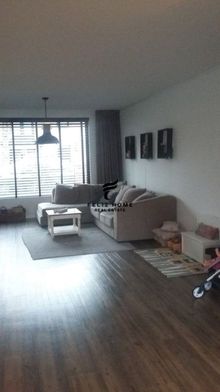 Tirane, jepet me qera apartament 1+1+Ballkon Kati 5, 76 m² 600 € (KOMUNA E PARISIT)
