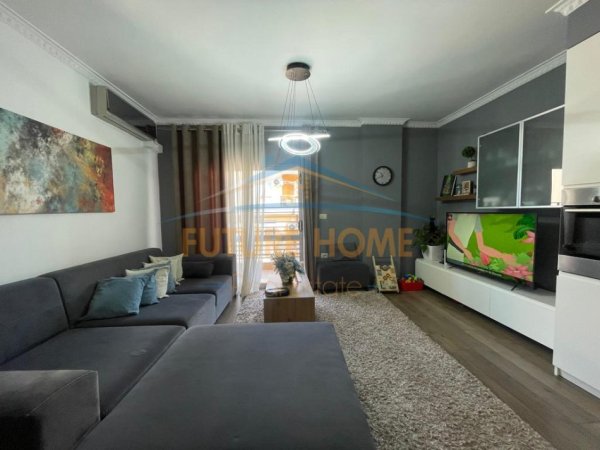 Tirane, shitet apartament 2+1 Kati 4, 104 m² 161.000 € (Fresk)