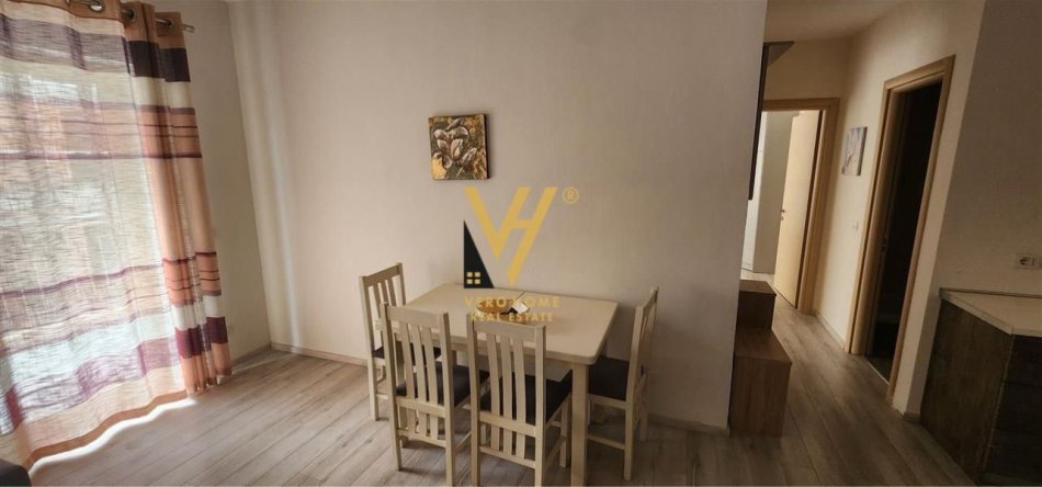 Tirane, shitet apartament 2+1+Ballkon Kati 4, 99 m² 205.000 € (KOPSHTI ZOLOGJIK)