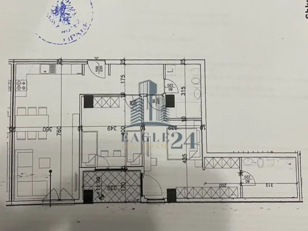 Tirane, shitet apartament 2+1+Ballkon Kati 5, 121 m² 180.000 € (laprake)