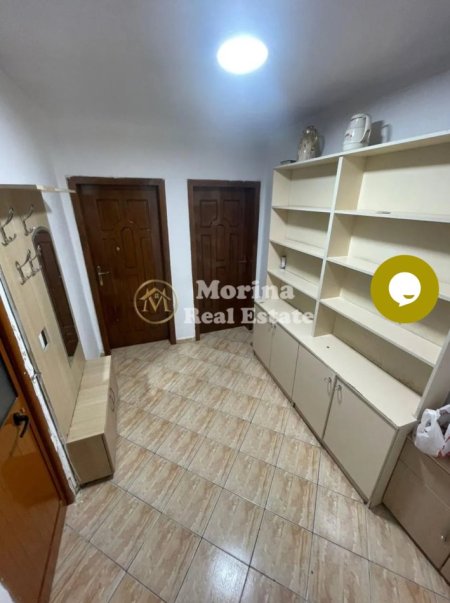 Tirane, jepet me qera apartament 1+1 Kati 2, 71 m² 350 € (Rruga Bardhyl)