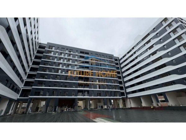 Tirane, shitet apartament 2+1+Ballkon Kati 8, 108 m² 178.000 € (Don Bosko)