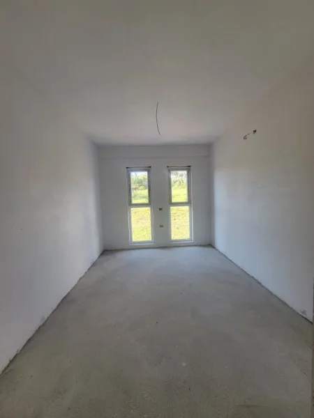 Tirane, shitet apartament 2+1+Ballkon Kati 2, 123 m² 110.700 € (Rruga Lidhja Prizerenit Paskuqan)