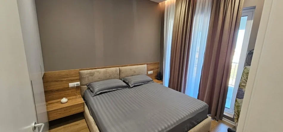 Tirane, shes apartament 1+1+Ballkon Kati 6, 54 m² 99.000 € 