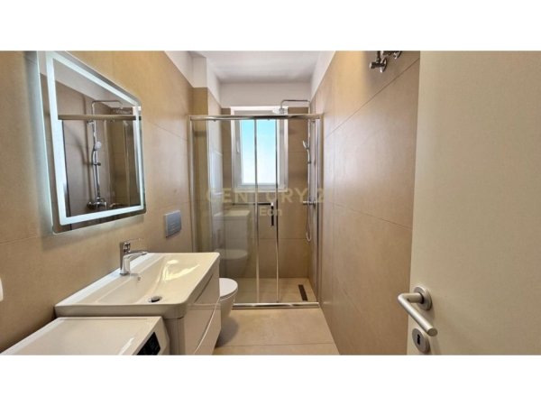 Durres, shitet apartament 1+1 Kati 4, 60 m² 84.000 € (Bulevardi i Pishave)