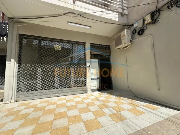 💶 350,000 € 💶 - Ambient Biznesi + Magazinë + Poste Parkimi - Shkolla e Kuqe
