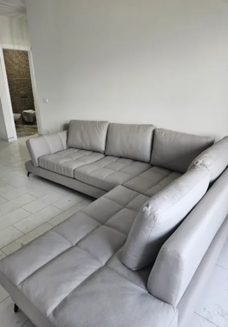 Tirane, jepet me qera apartament 1+1+Ballkon Kati 10, 65 m² 450 € (Golden Park 3)