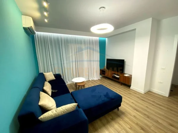 Tirane, shitet apartament 2+1+Aneks+Ballkon Kati 2, 95 m² 140.000 € (yzberisht)