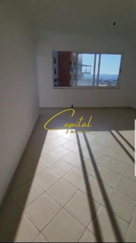 Tirane, shitet apartament 1+1 Kati 4, 59 m² 78.000 € (FRESKU)