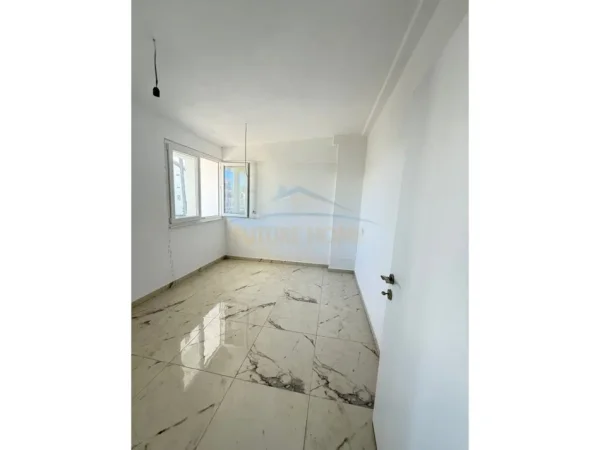 Golem, shitet apartament 2+1+Ballkon Kati 6, 80 m² 100.000 € (Golem, Durres)