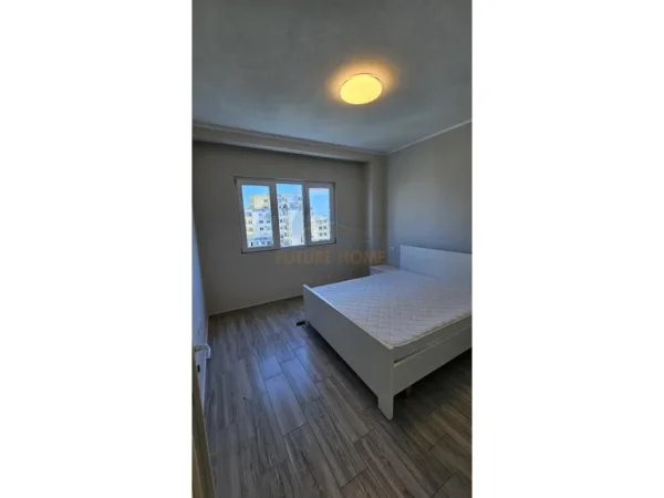 Rrota e kuqe Plazh, shitet apartament 2+1+2 Ballkone Kati 5, 106 m² 200.000 € (Rrota e kuqe, Plazh)